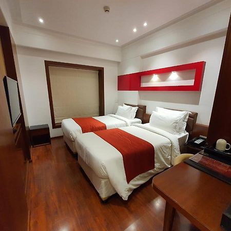 Hotel Mbc Citadel Насик Экстерьер фото