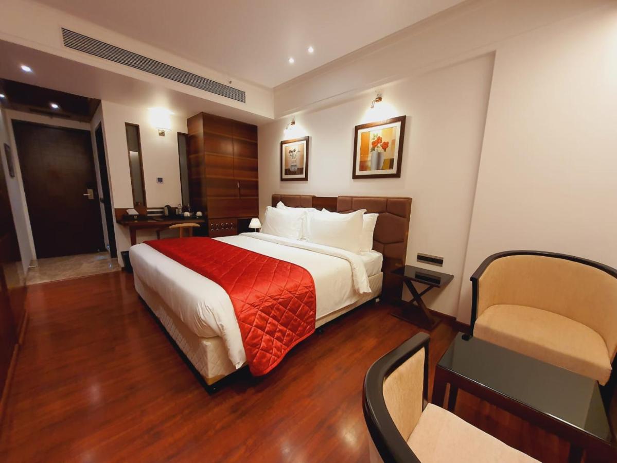 Hotel Mbc Citadel Насик Экстерьер фото