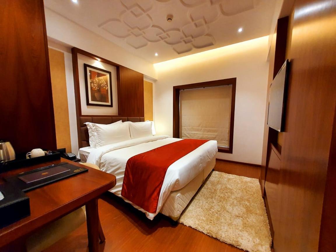 Hotel Mbc Citadel Насик Экстерьер фото